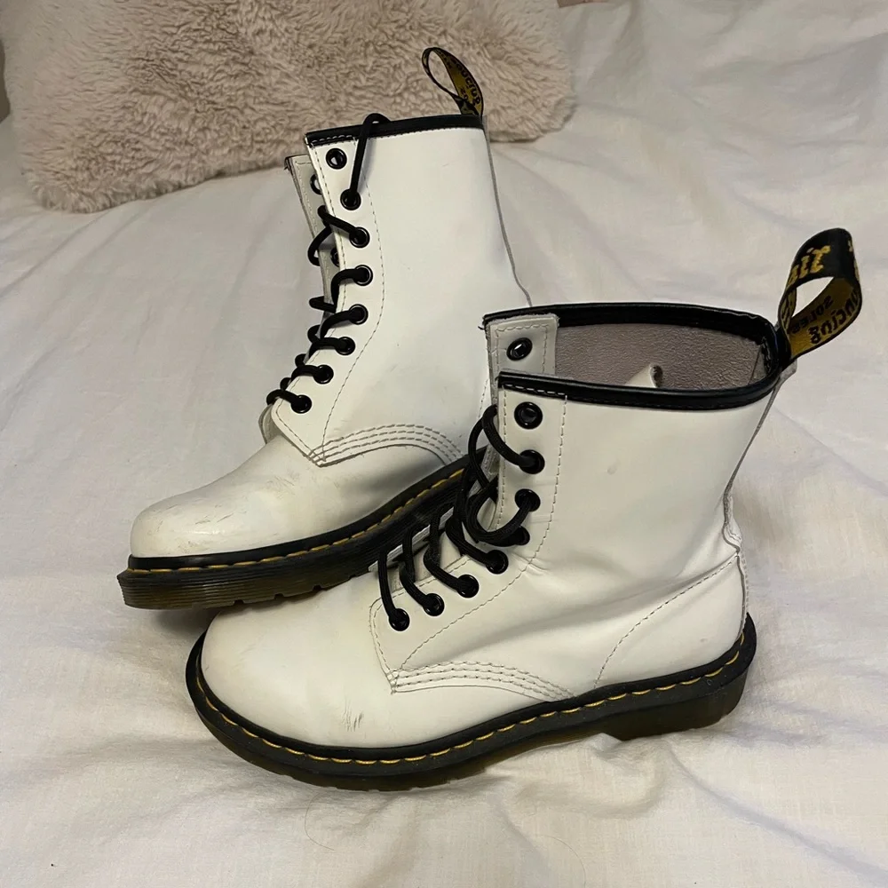 Women’s Dr. Martens 1460 8-Eye Boot - Picture 4 of 5
